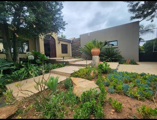 5 BEDROOM HOUSE FOR SALE IN ALBERANTE